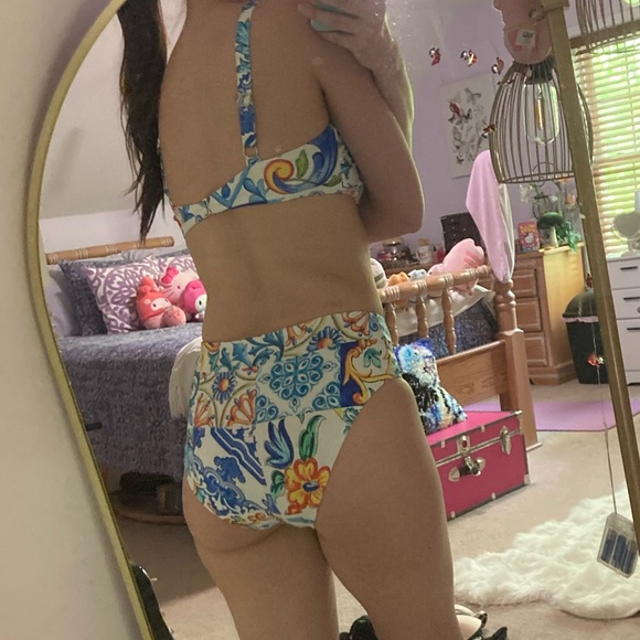 Colorful Patterned Bikini Set - Picture 3 of 4